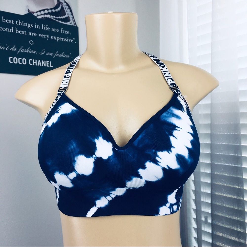 2/$30 PINK Victoria’s Secret Wireless Bra Size S